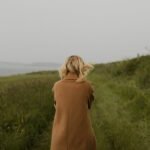 De eeuwig durende zoektocht van een alleen geboren tweeling